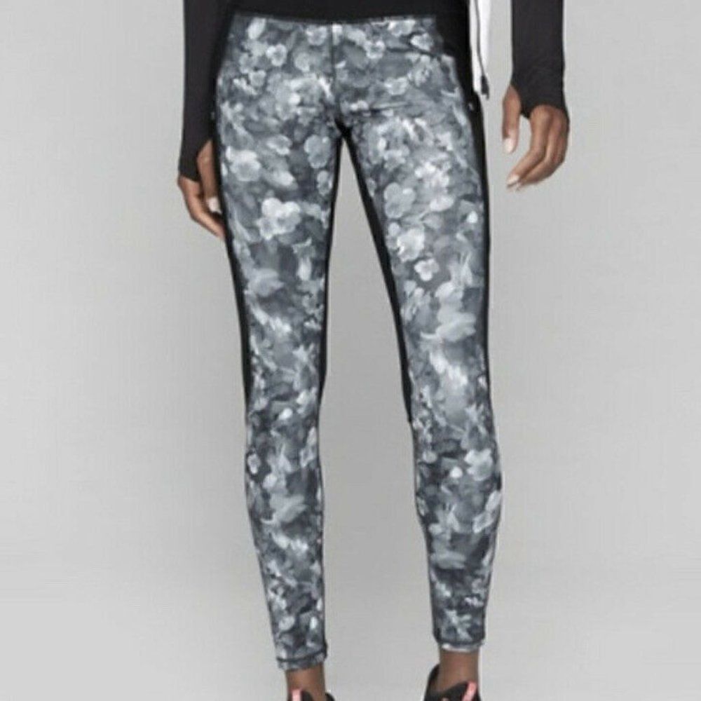 Athleta Frost High Traverse Legging